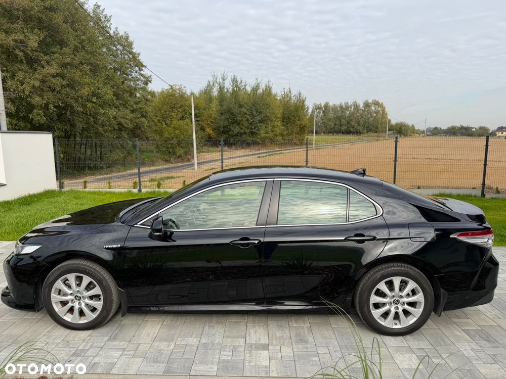 Toyota Camry 2020 photo 3