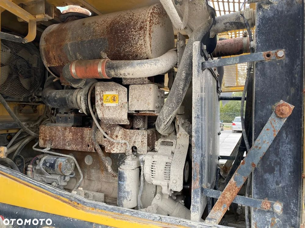 Komatsu WA200-5 / 12500 kg / b.ładna - 18