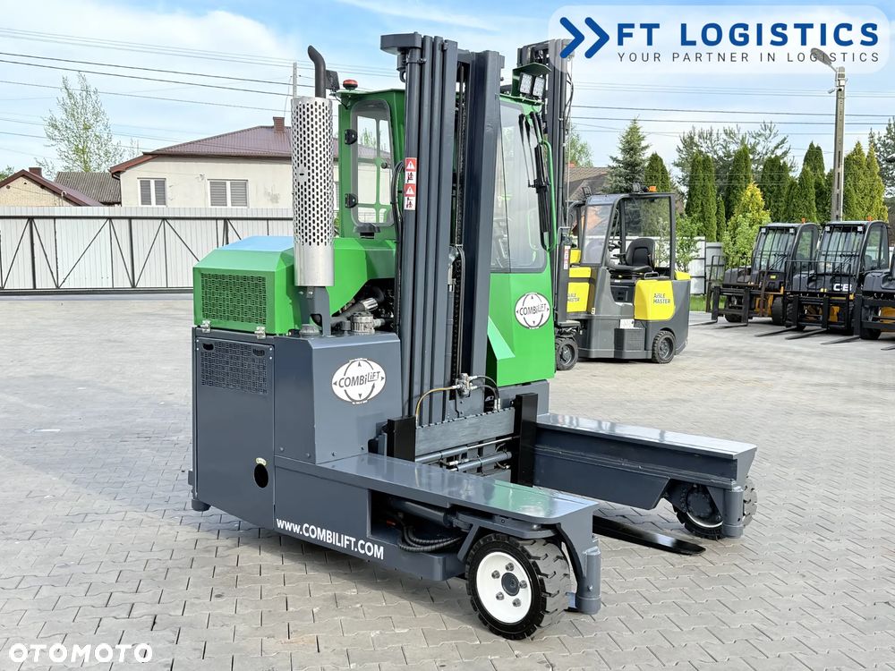 Combilift WÓZEK CZTEROKIERUNKOWY - WIELOKIERUNKOWY | COMBILIFT C3000 | DIESEL | TRIPLEX 5600MM | POZYCJONER WIDEL | WOLNY SKOK | NOWE OPONY | PO SERWISIE | STAN IDEALNY | Szeroka oferta wózków czterokierunkowych i bocznych, dopasowanych do różnorodnych potrzeb i zastosowań - 7