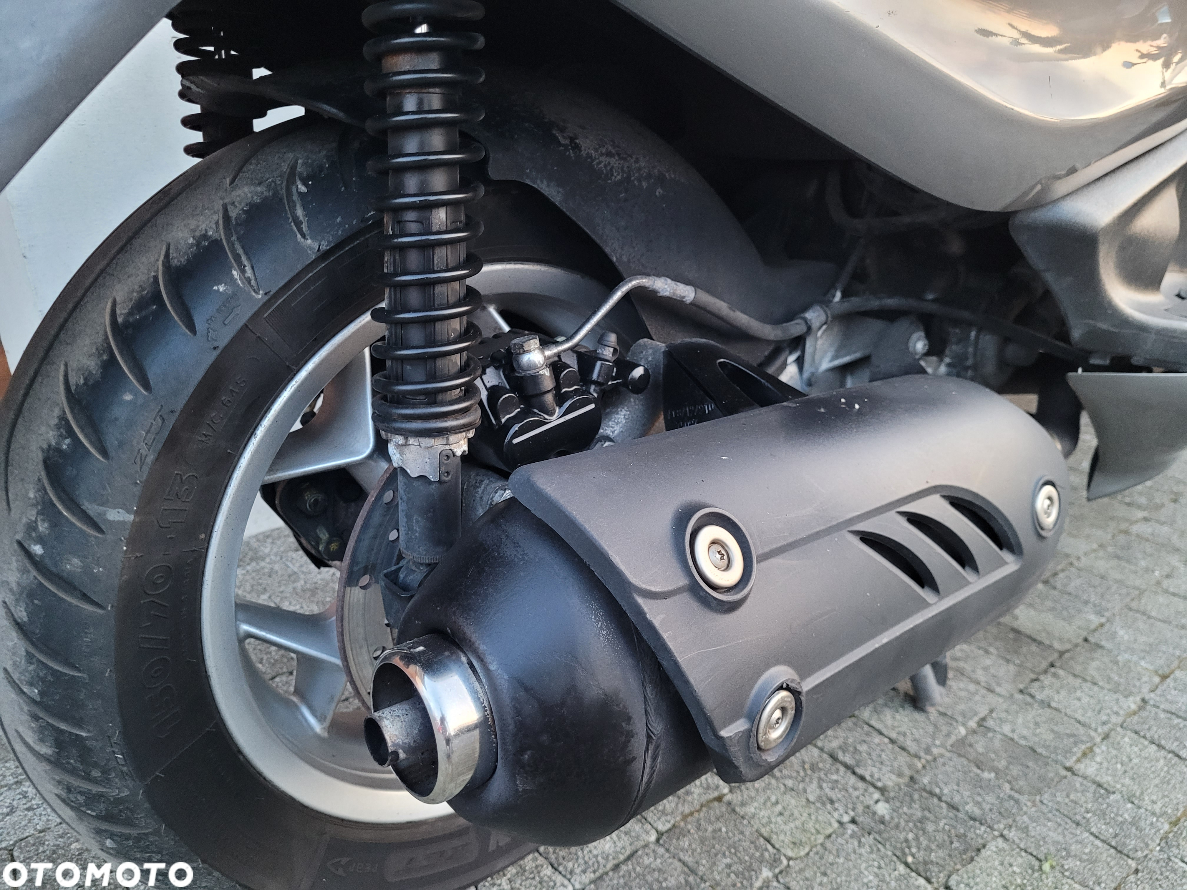 Piaggio X10 - 12