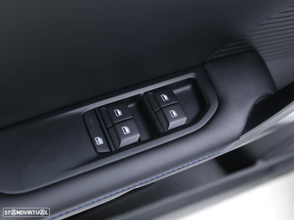 MG MG4 64 kWh Comfort - 14