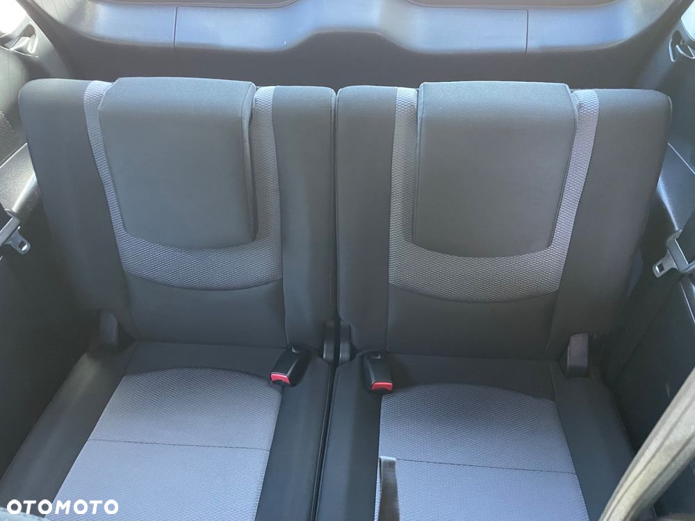 Mazda 5 - 18