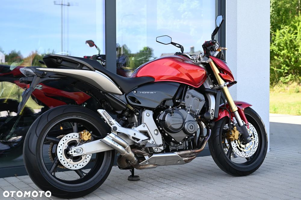 Honda Hornet - 40