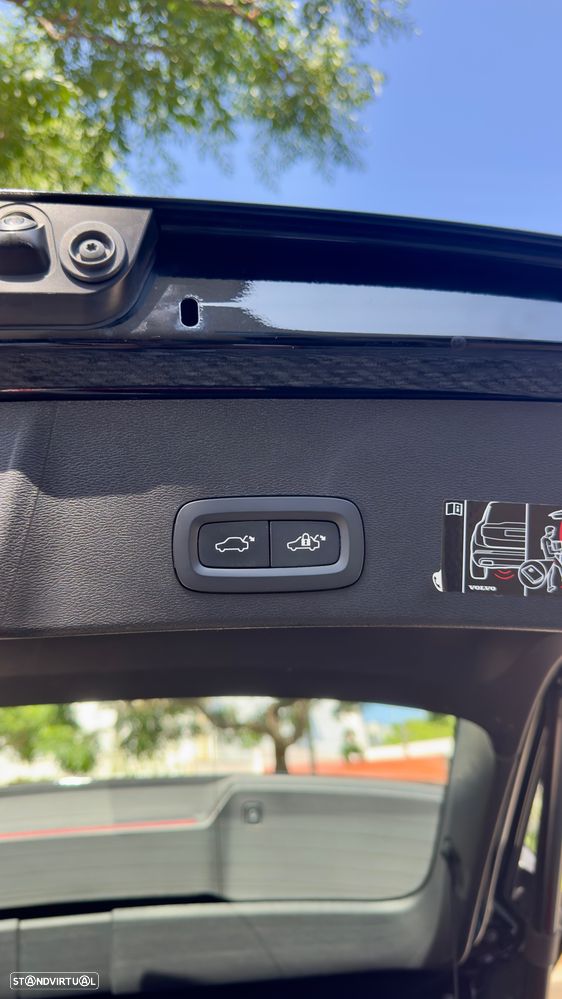 Volvo XC 40 T4 Recharge DKG Essential - 25