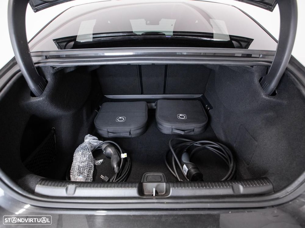 Mercedes-Benz EQE 350 Electric Art - 16