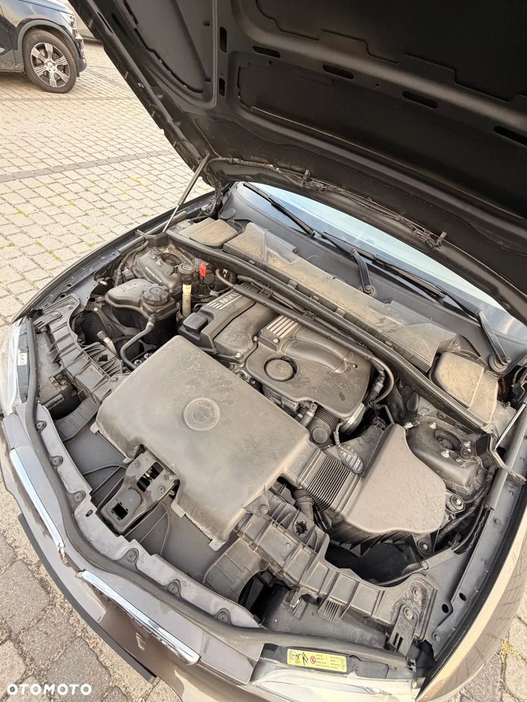 BMW Seria 1 - 18