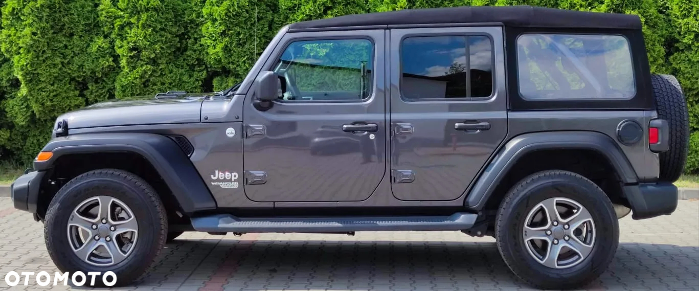 Jeep Wrangler Unlimited GME 2.0 Turbo Sahara - 16