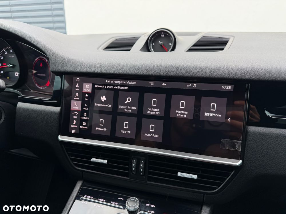 Porsche Cayenne Tiptronic S Platinum Edition - 17