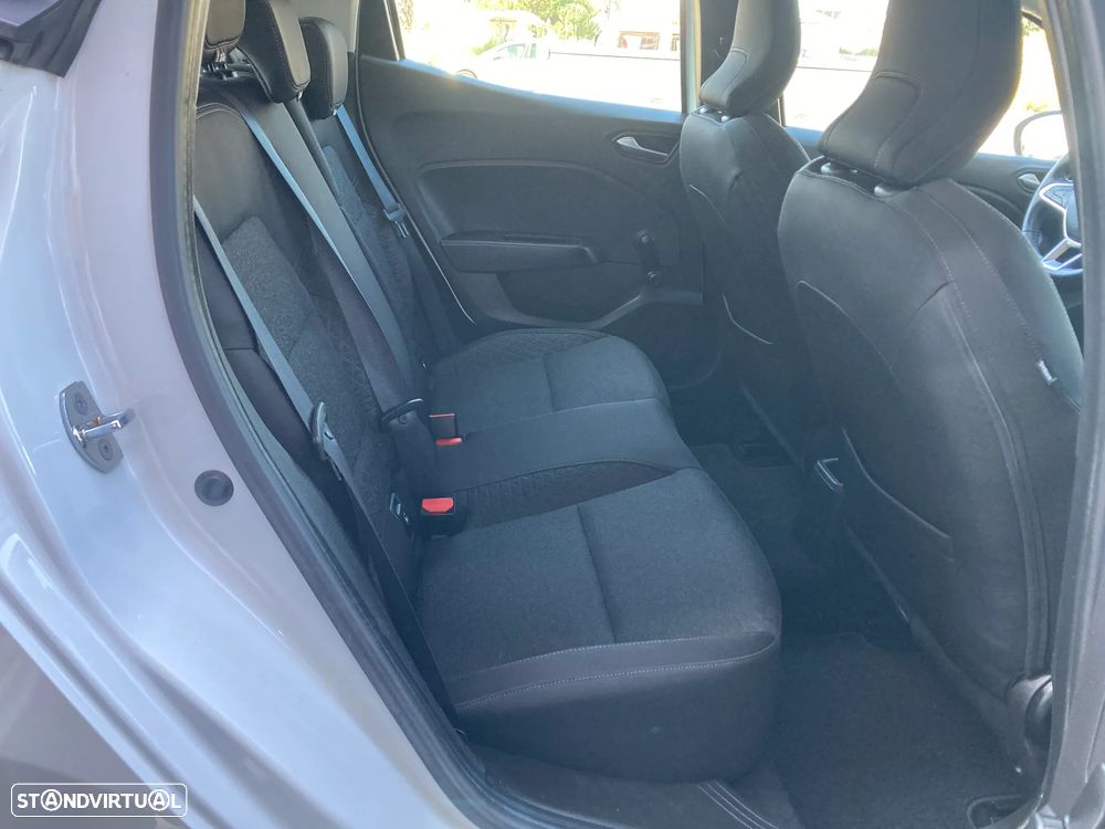 Renault Clio TCe 100 BUSINESS EDITION - 31