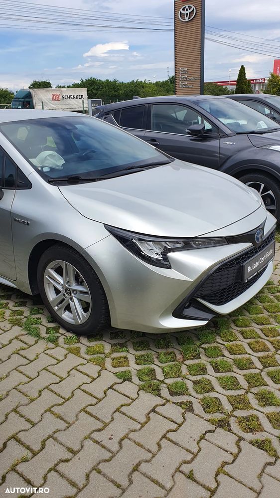 Toyota Corolla 1.8 HSD Business - 19