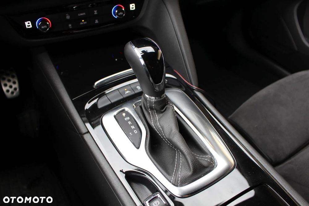 Opel Insignia - 15