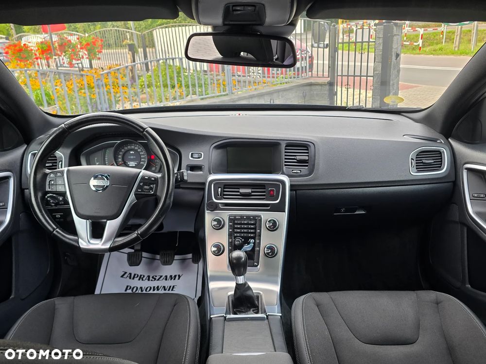 Volvo V60 D4 Summum - 23