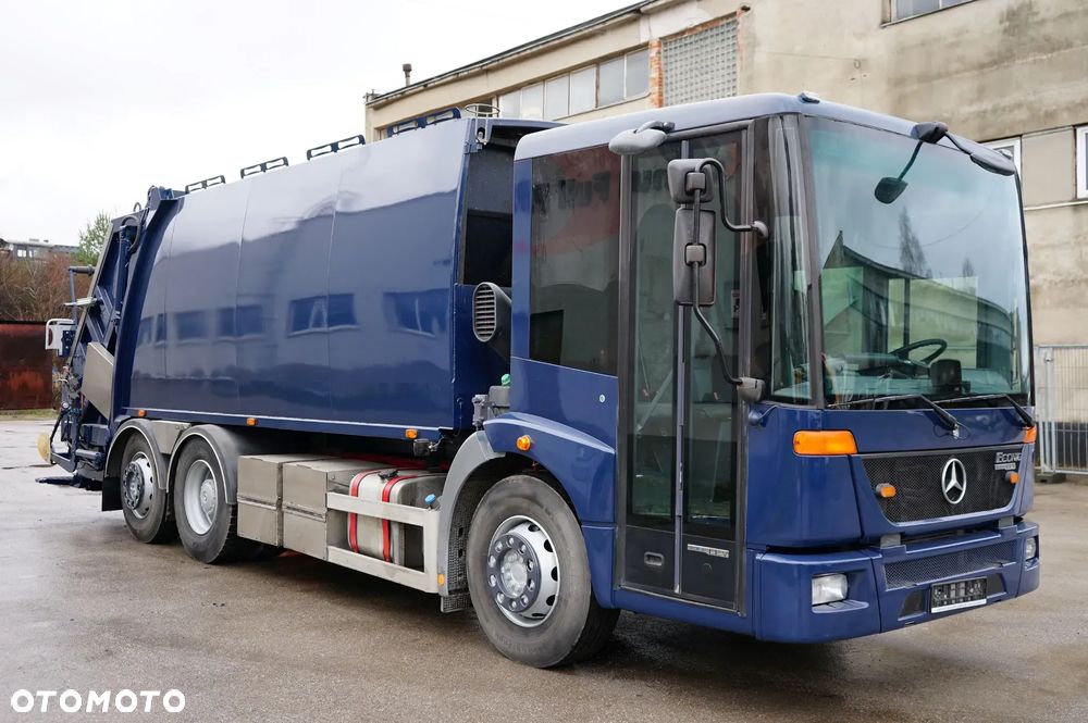 Mercedes-Benz Econic śmieciarka trzyosiowa NTM 21m3 EURO 5 - 2