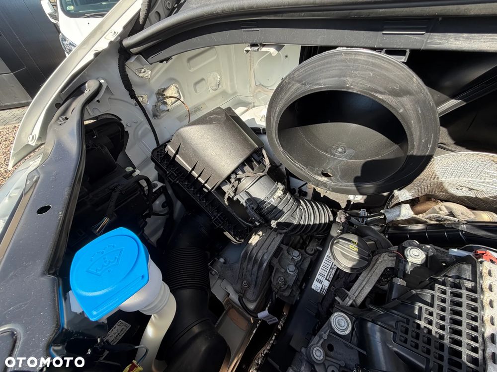 Volkswagen CRAFTER VAN VAT-1 z ZABUDOWĄ SERWISOWĄ WARSZTAT StoreVAN Półki, Szuflady, Kuwety na drobne przedmioty, Masaż fotela kierowcy, Fotel pneumatyczny terapeutyczny pilot ergoActive, Podgrzewana szyba, Kierownica wielofunkcyjna, Tempomat, Ogr. prędkości, Minibar, Fabrycne parktroniki przód i tył, DMC:3500kg, Homologacja haka 3000kg! Duża ładowność 1315kg Model L2H1 Paka dł. 3450mm - 21