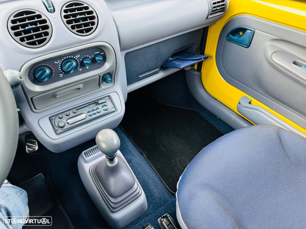 Renault Twingo 1.2 - 13