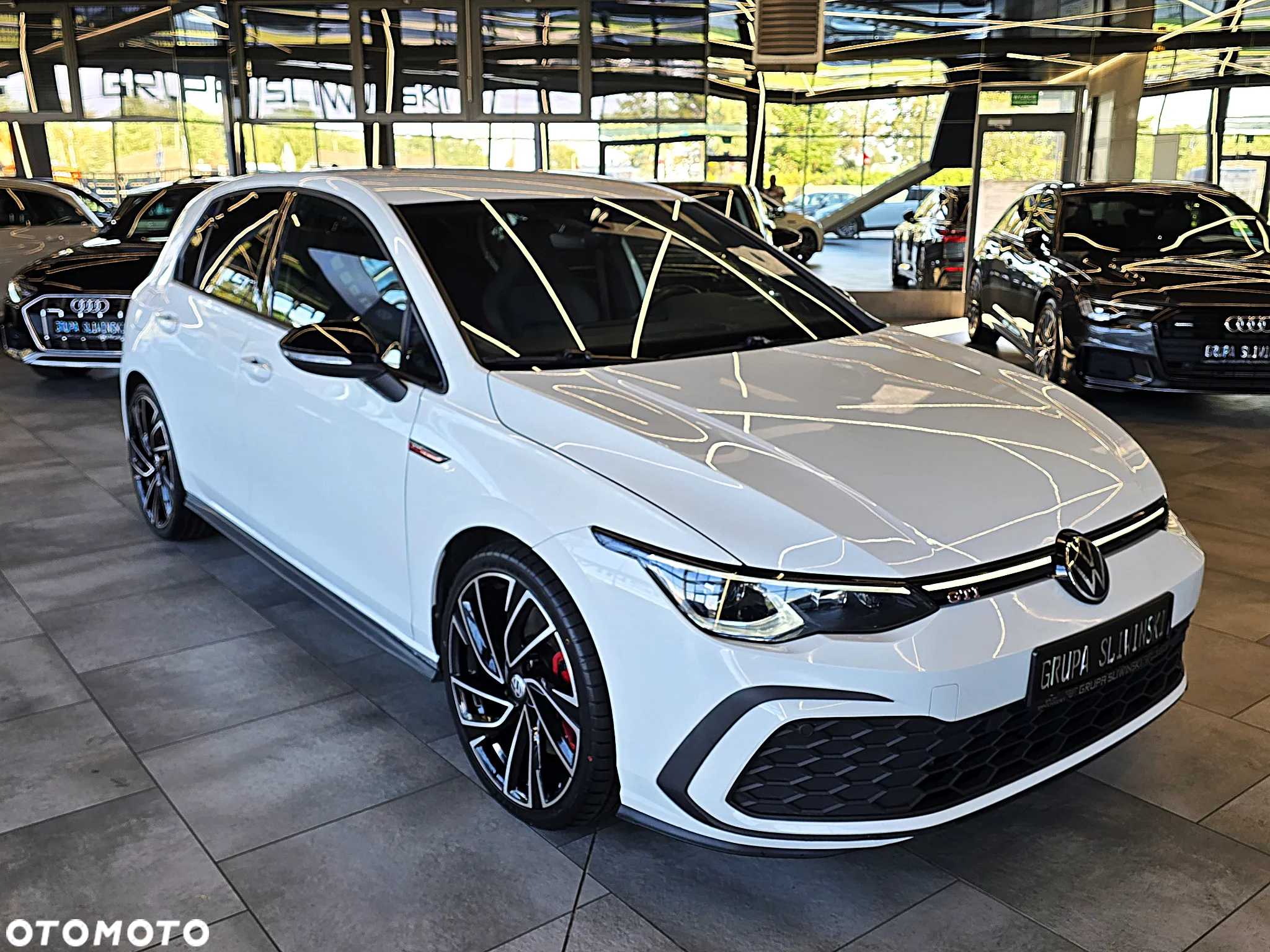 Volkswagen Golf VIII 2.0 TSI GTI DSG - 12