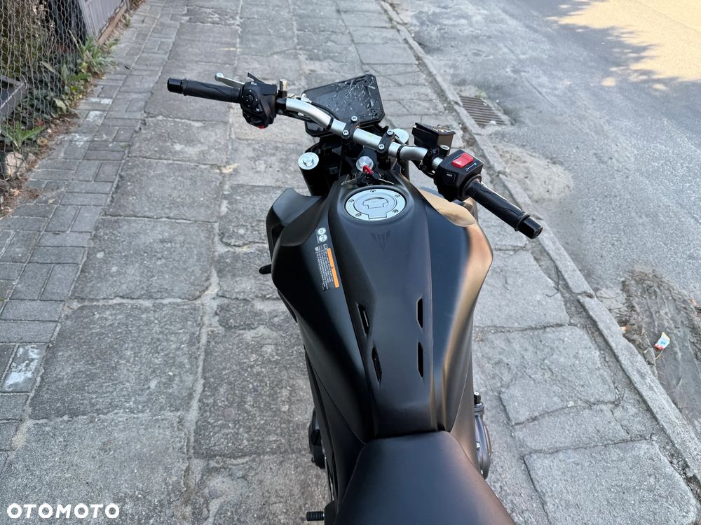 Yamaha MT - 9