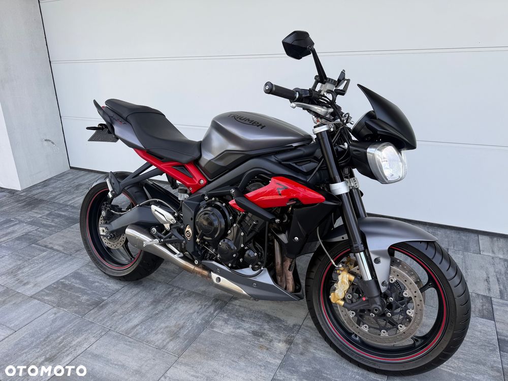 Triumph Street Triple - 20