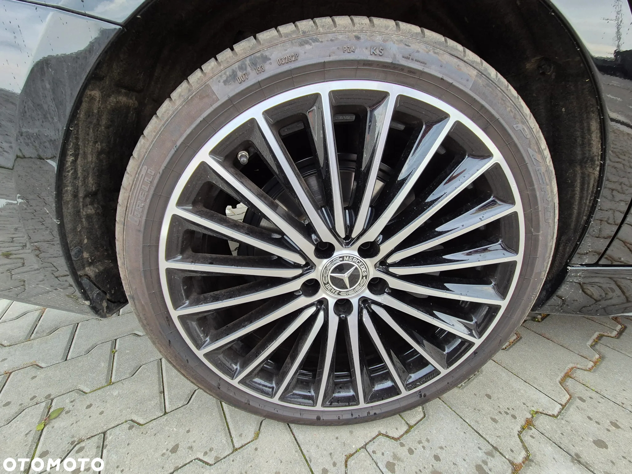 Mercedes-Benz Klasa C 180 mHEV AMG - 34