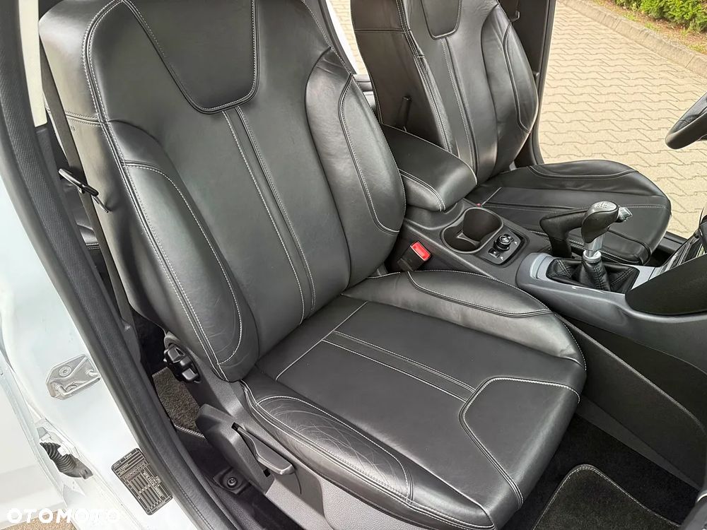 Ford Focus 1.6 EcoBoost Titanium - 33