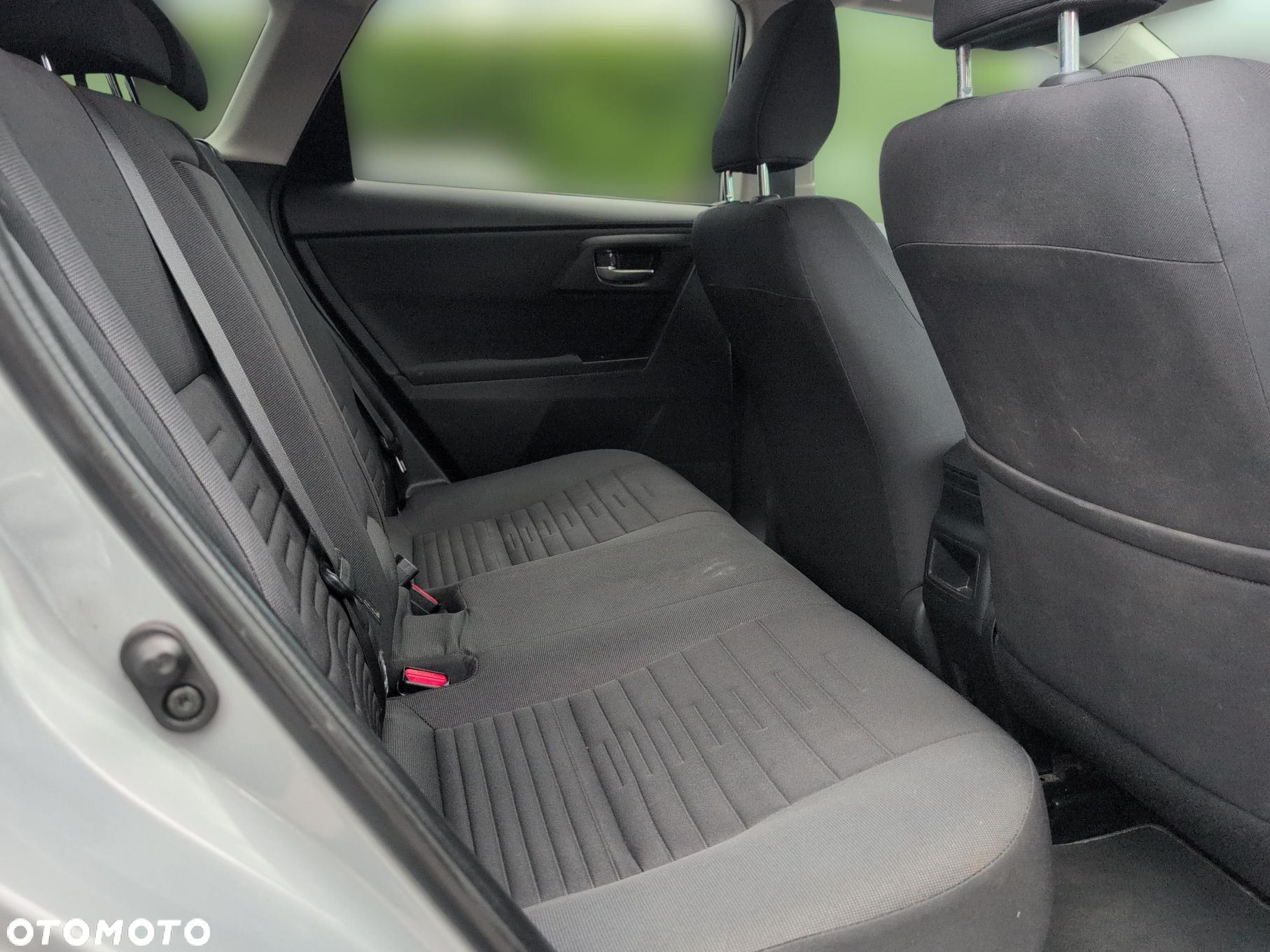 Toyota Auris Hybrid 135 Freestyle - 11