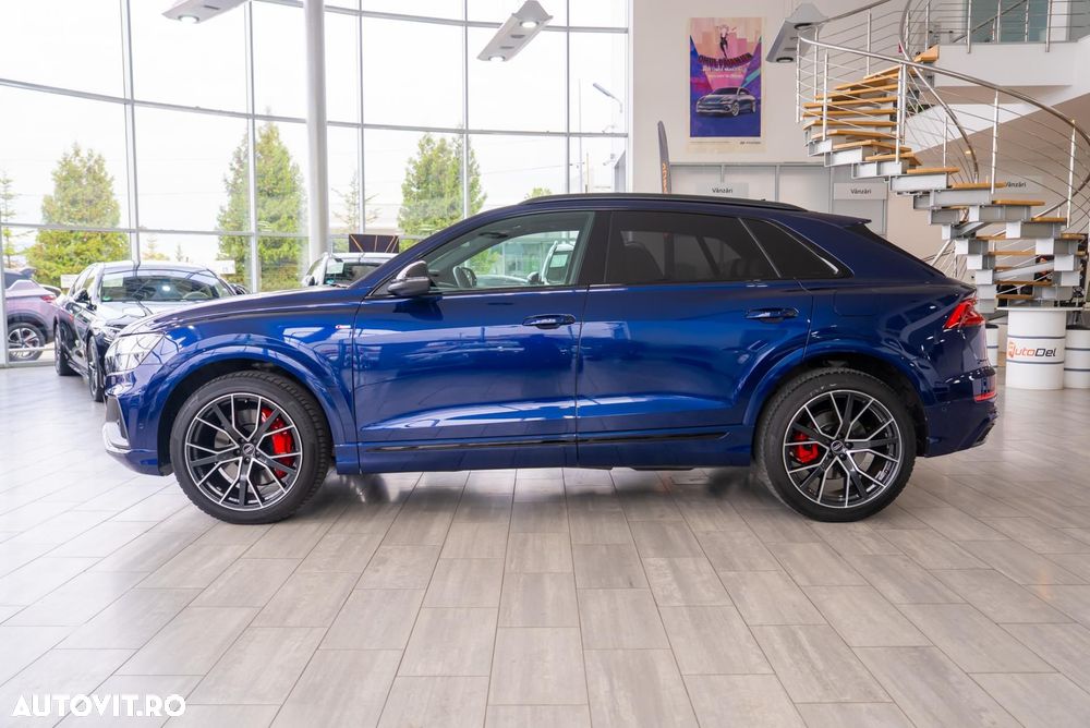 Audi Q8 - 8