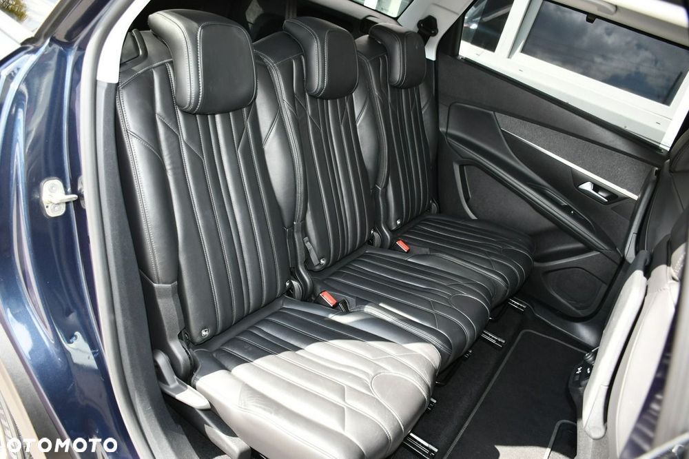 Peugeot 5008 - 29