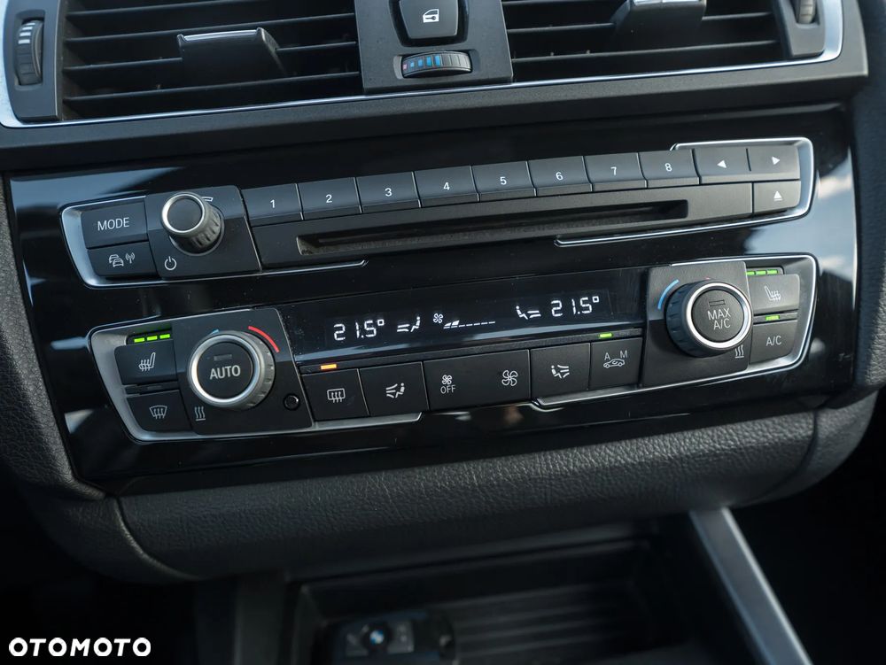 BMW Seria 1 118i Edition M Sport Shadow - 33