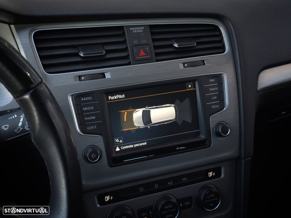 VW Golf Variant 1.6 TDi GPS Edition - 14