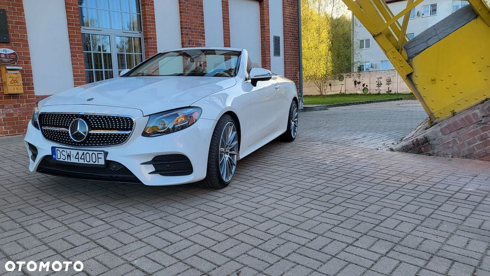 Mercedes-Benz Klasa E 400 4-Matic 9G-TRONIC - 11