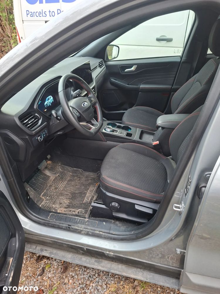 Ford Kuga - 2