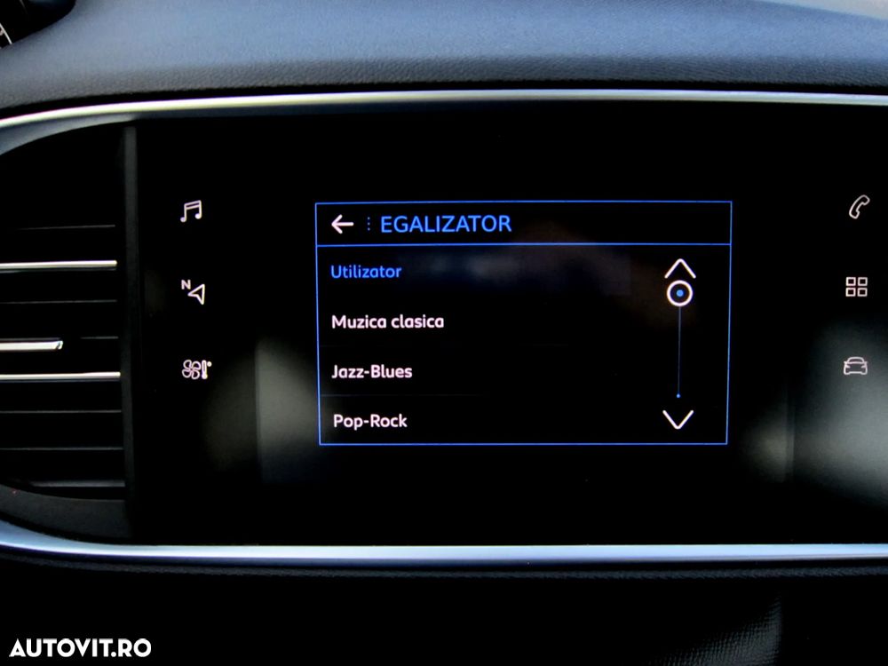 Peugeot 308 BlueHDi 130 EAT8 Stop & Start Active - 19