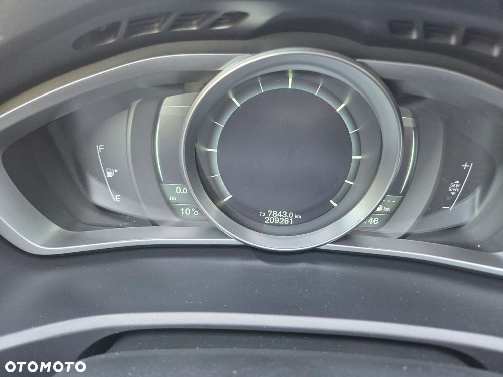 Volvo V40 D2 Base - 8