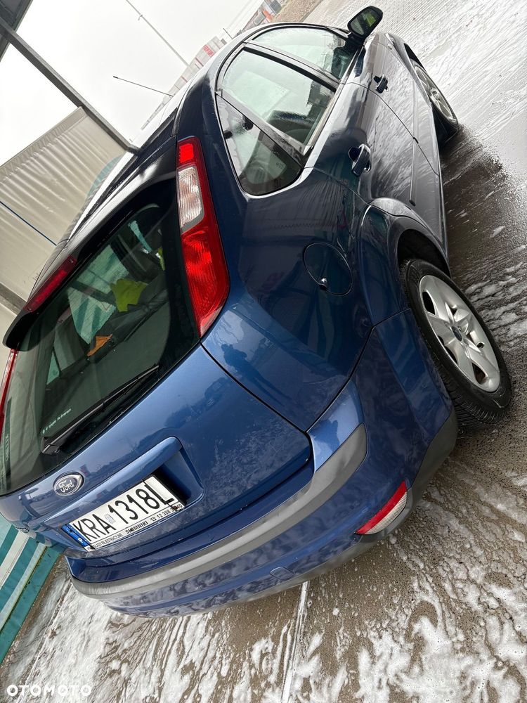 Ford Focus - 8