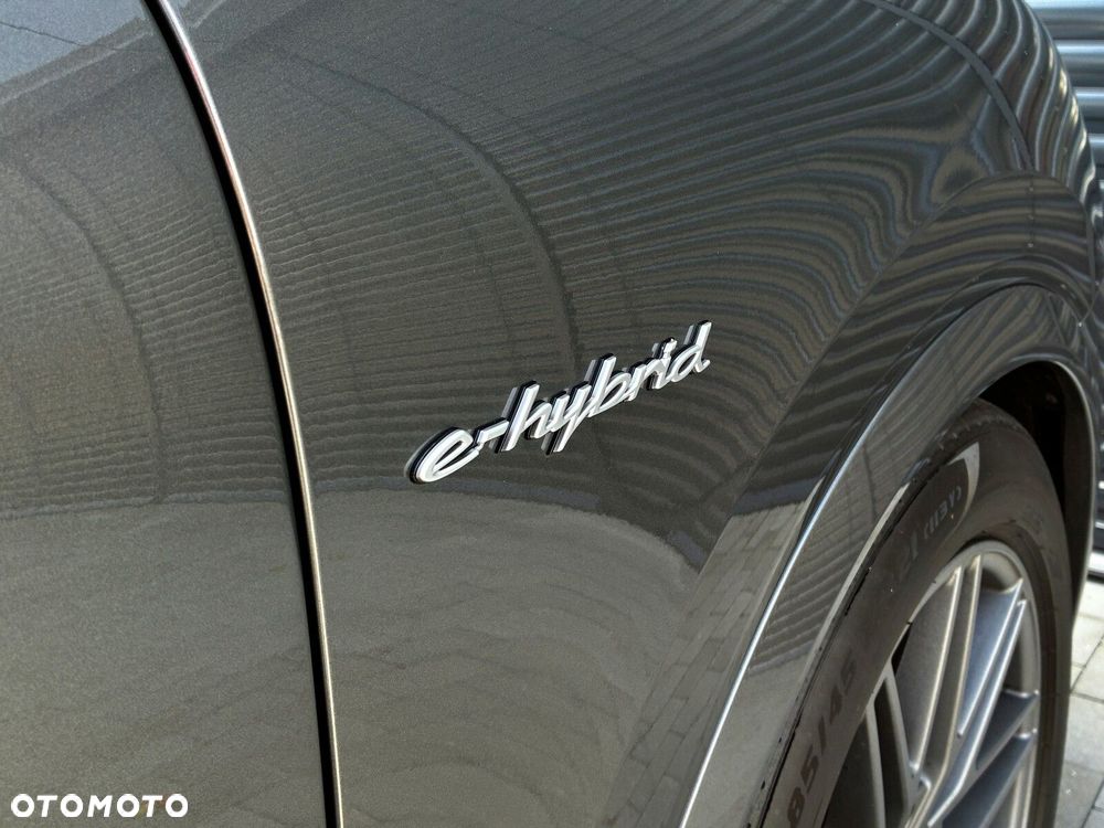 Porsche Cayenne - 12
