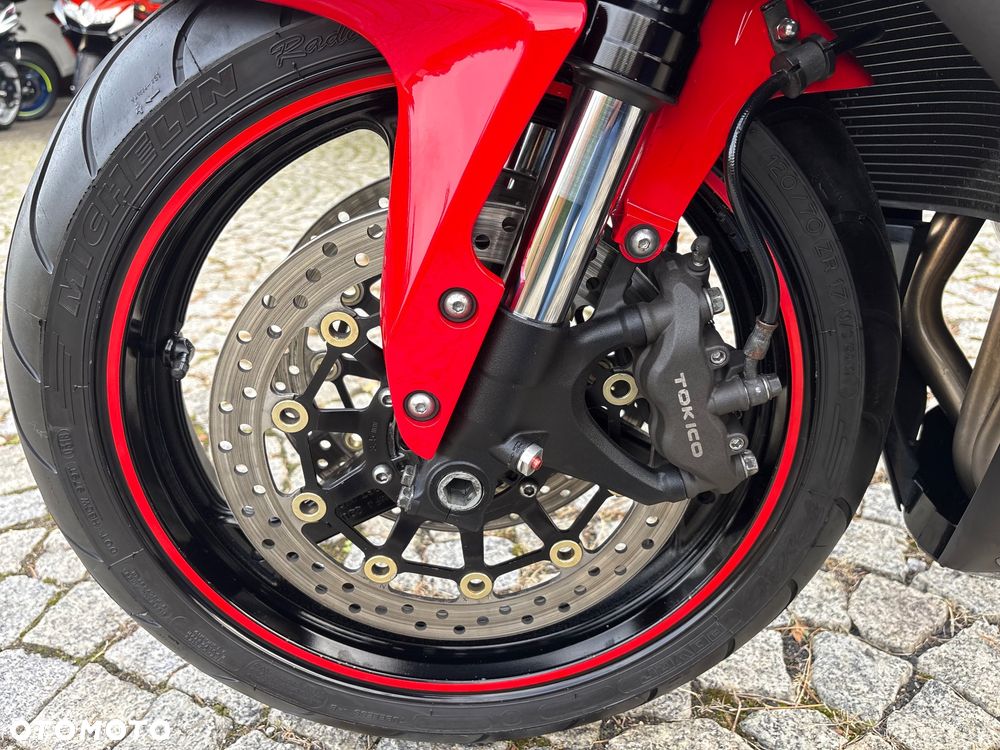 Honda CBR - 27