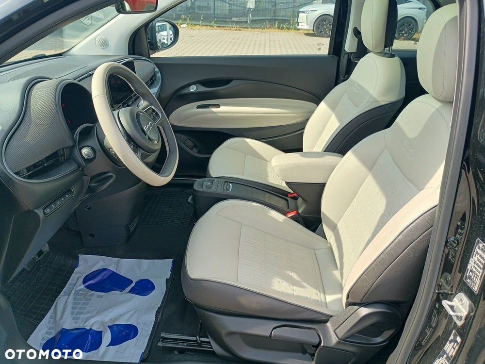 Fiat 500e - 10