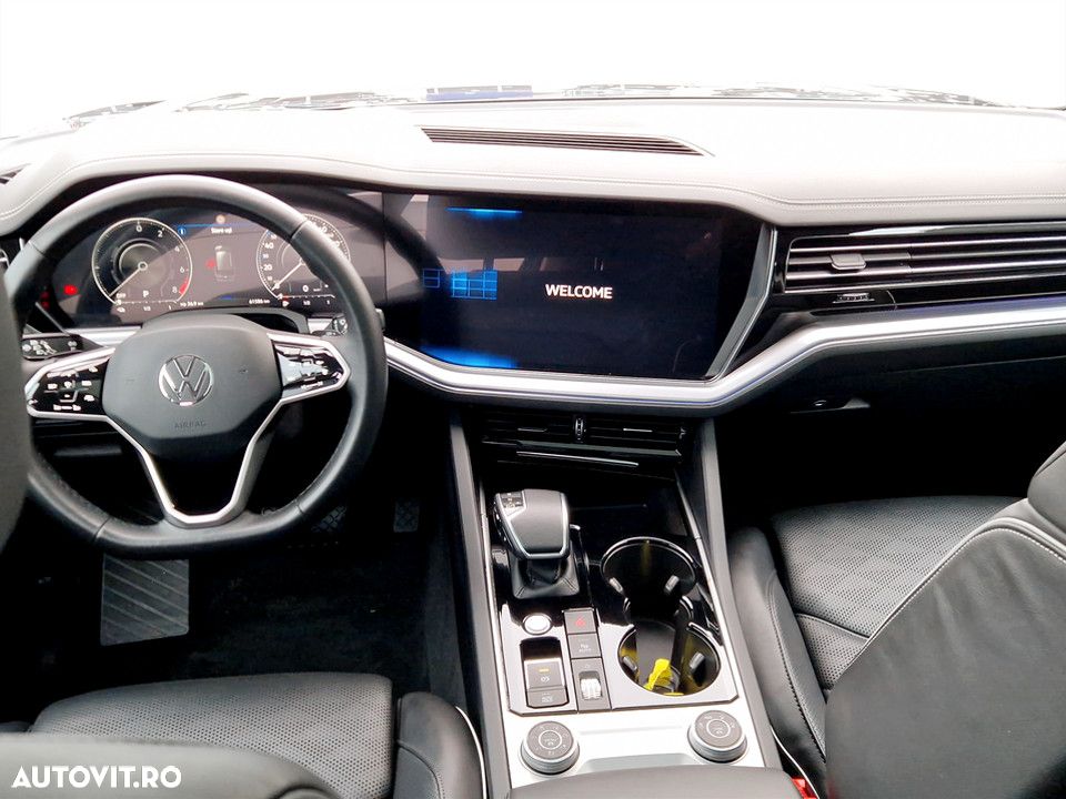 Volkswagen Touareg 3.0 V6 e-Hybrid 4Motion Aut. Elegance - 11