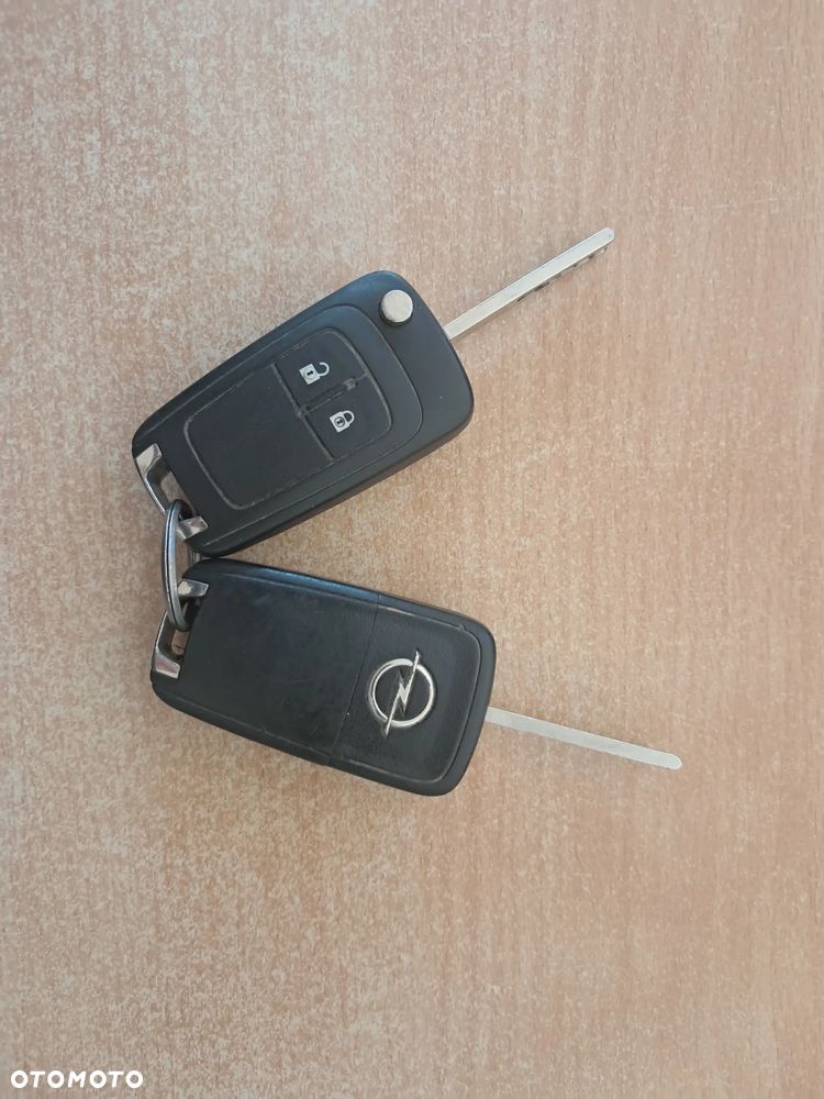 Opel Meriva - 24