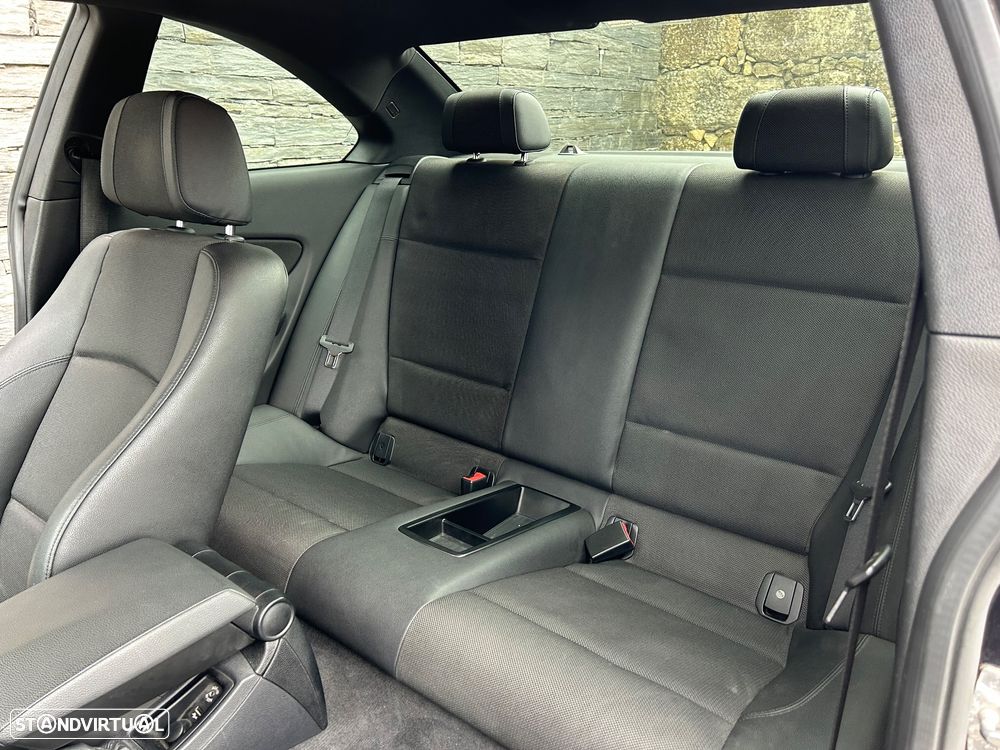 BMW 120 d Limited Edition Lifestyle c/ M Sport Pack - 13