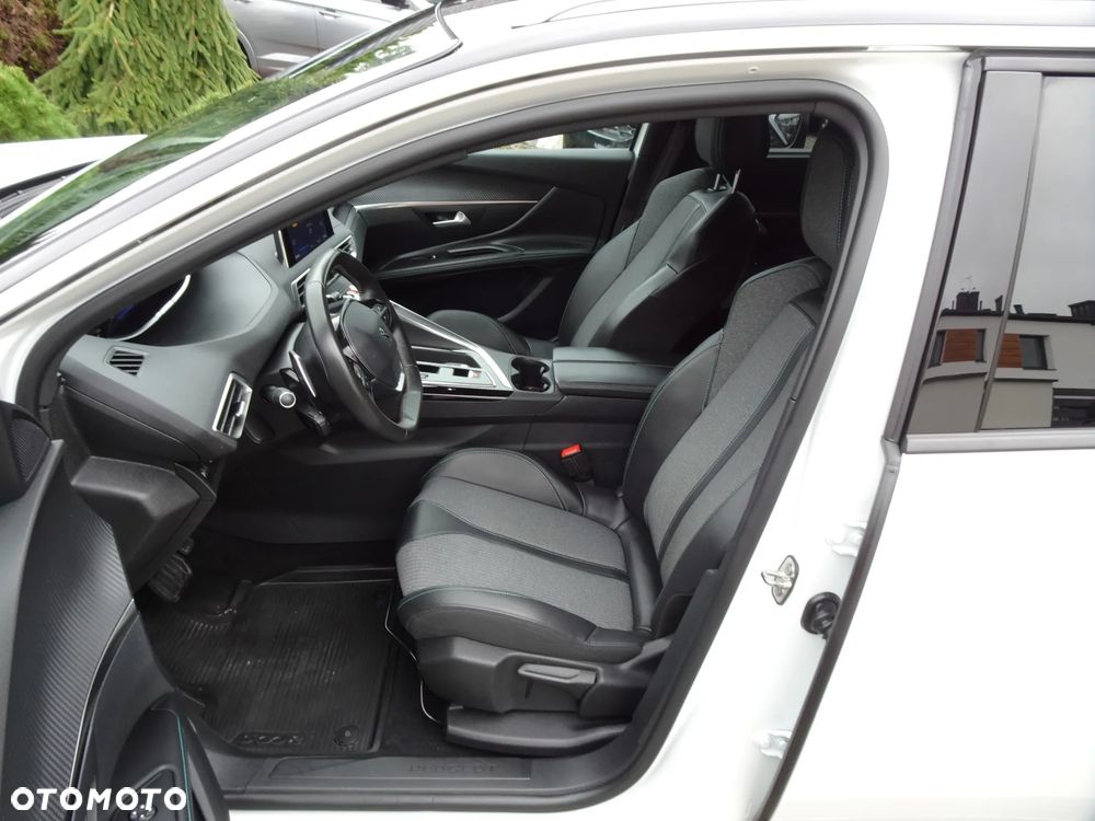 Peugeot 5008 1.5 BlueHDi Allure Pack S&S EAT8 - 22