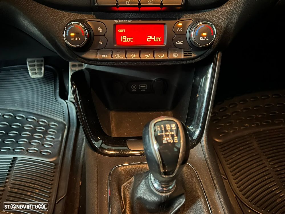 Kia Ceed 1.6 CRDi Nav Line - 9