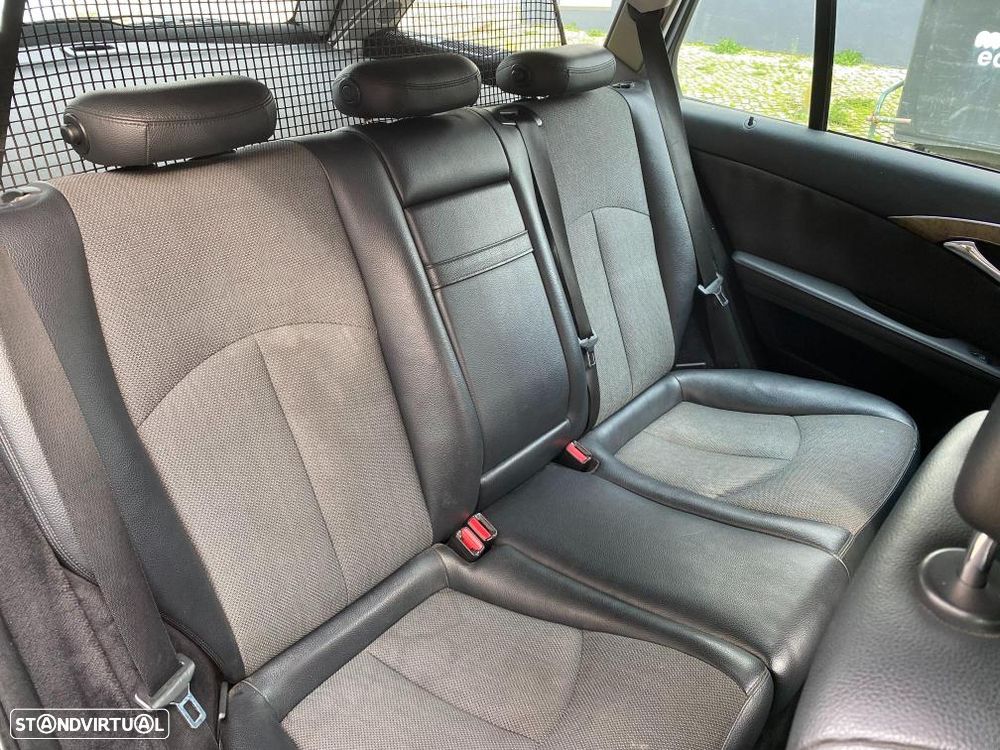 Mercedes-Benz E 220 CDI Avantgarde - 23