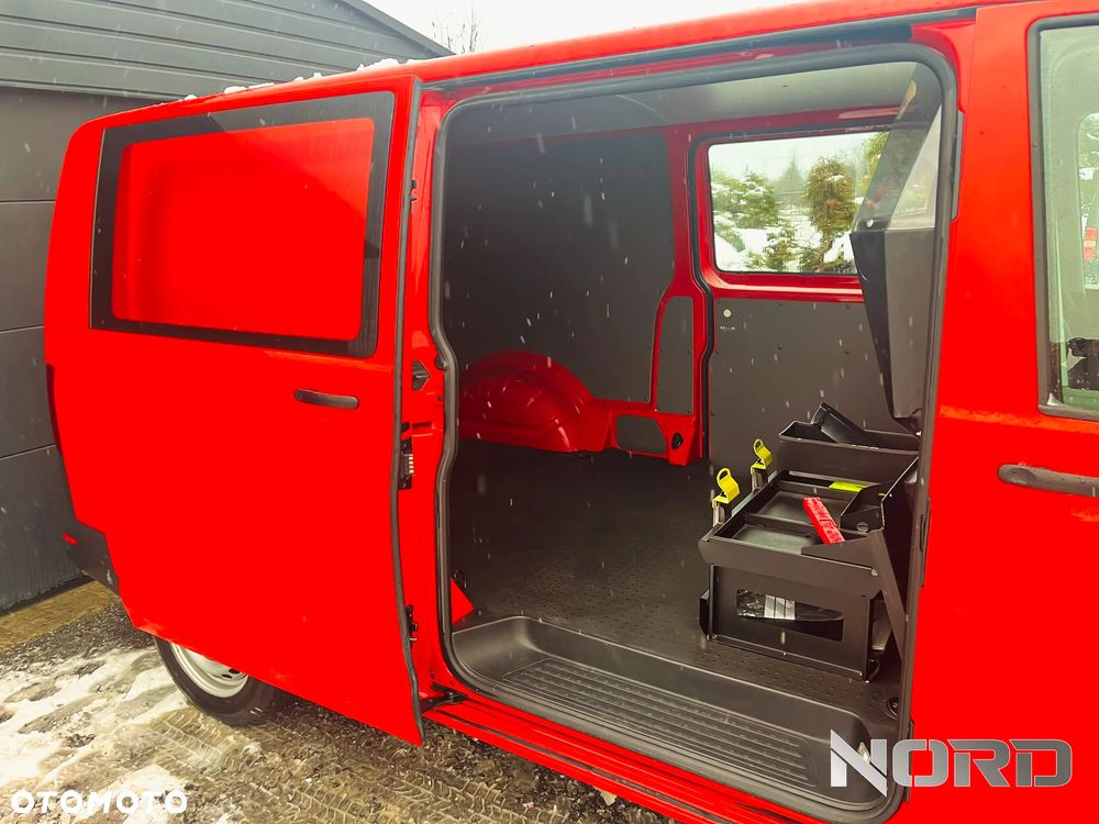 Volkswagen Transporter T6.1 4MOTION DSG 4x4 - 13