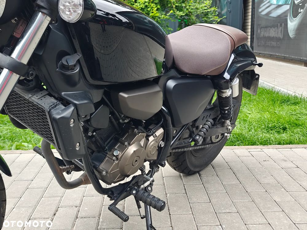 QJMOTOR SRV 125 - 2