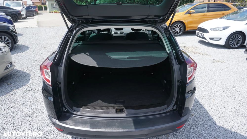 Renault Megane ENERGY dCi 110 EDC LIMITED - 14
