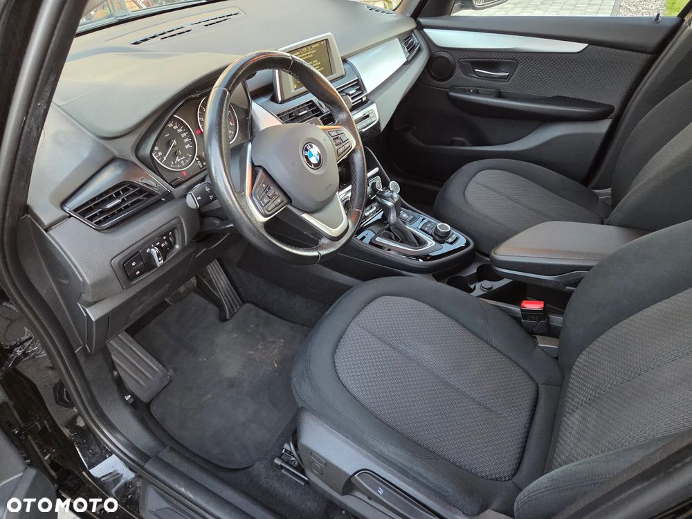 BMW Seria 2 220d Sport-Aut - 5