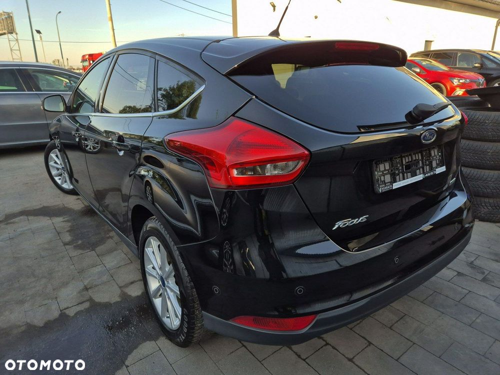 Ford Focus 1.5 EcoBoost Start-Stopp-System TITANIUM - 3