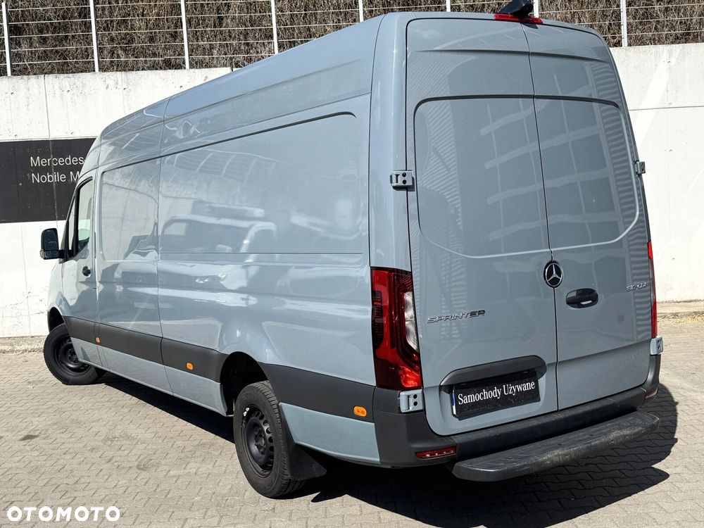 Mercedes-Benz Sprinter - 3