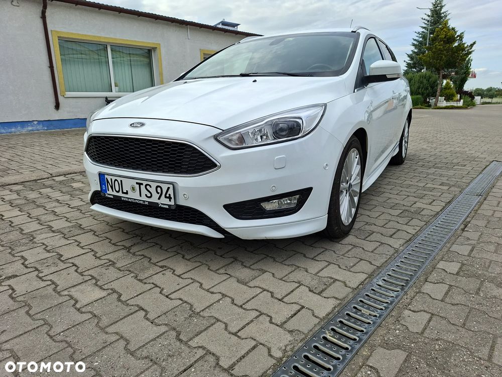 Ford Focus 1.5 EcoBoost STart-Stopp-System ST-LINE - 1